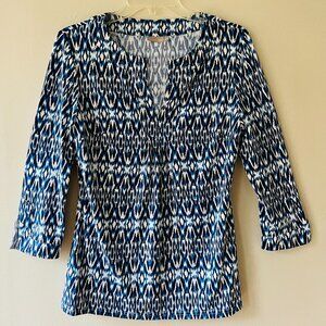 Ellie Kai Sz M Split V Neck Elbow Sleeves Pullover Stretch Blue White Blouse Top